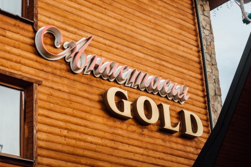 Anastazja Gold Bukovel